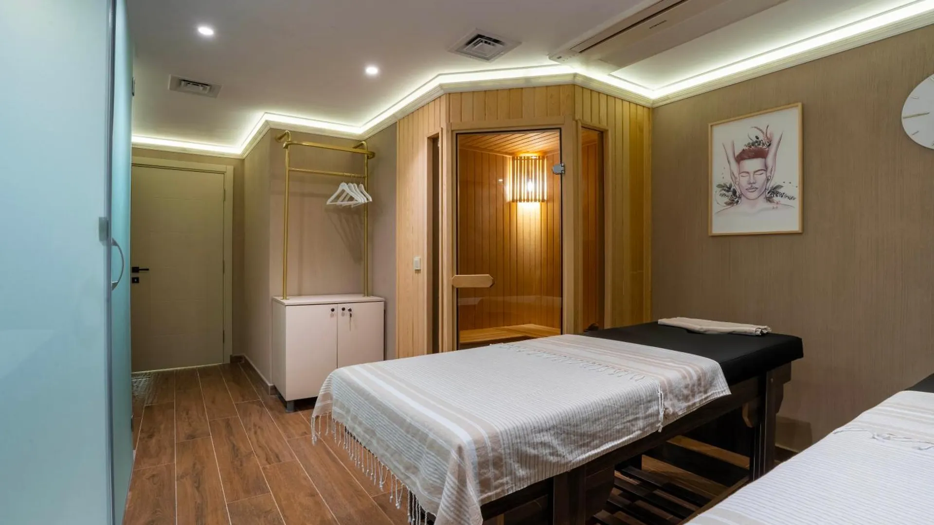 Actuel Life Hotels - Special Class Istanbul Bed & Breakfast