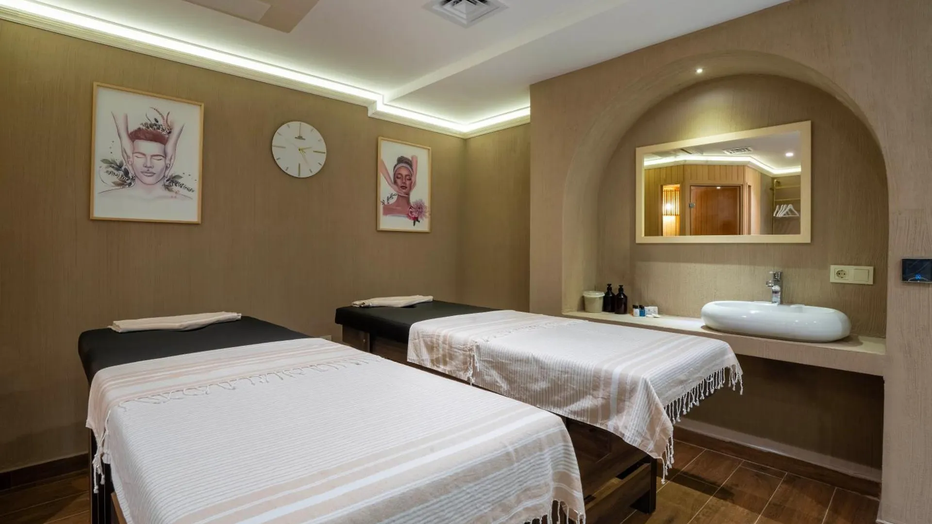 Actuel Life Hotels - Special Class Istanbul 4*,