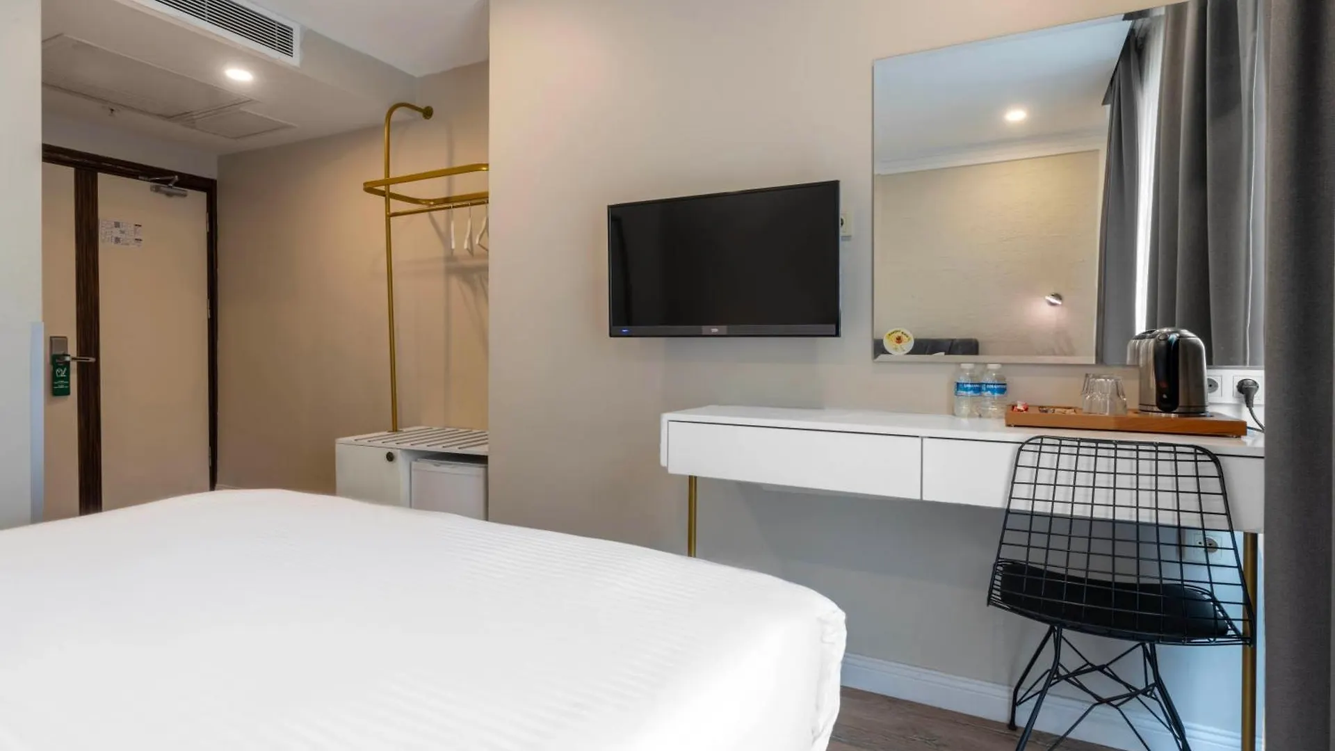 Actuel Life Hotels - Special Class Istanbul Bed & Breakfast