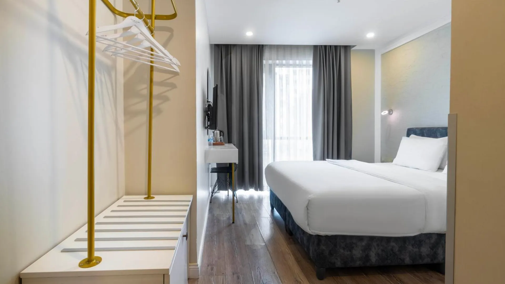 Actuel Life Hotels - Special Class Istanbul Bed & Breakfast